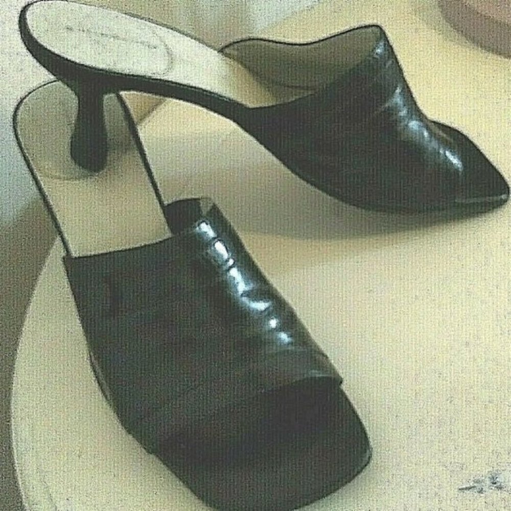 Bandolino 6.5 black italian slides mules nonslip - Picture 1 of 15